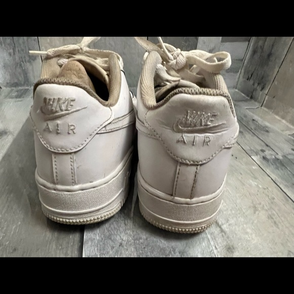 2 Nike Air Force 1s  both are left foot size 7 - Picture 7 of 10